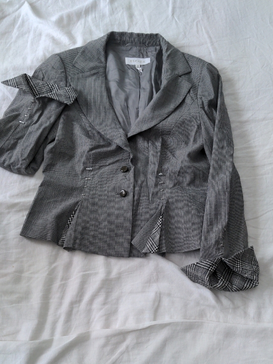 Escada Jackets & Blazers - Escada Houndstooth Cotton Peplum Blazer Size 8 (EU Size 38)